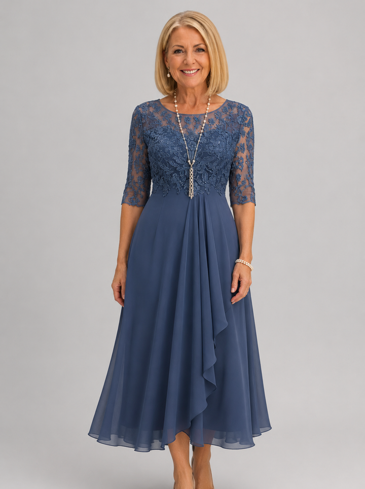 Zaria Blue – The Flattering Lace Midi Dress