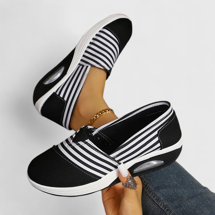 JULIA | ORTHOPEDIC SNEAKERS