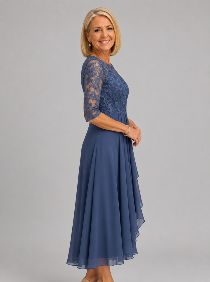 Zaria Blue – The Flattering Lace Midi Dress