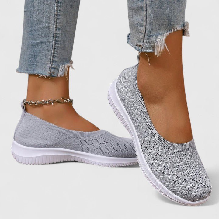 ODARA | ORTHOPEDIC SLIP-ONS