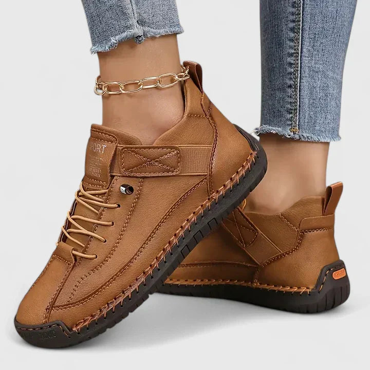 KYMBERLEIGH | ORTHOPEDIC SNEAKERS